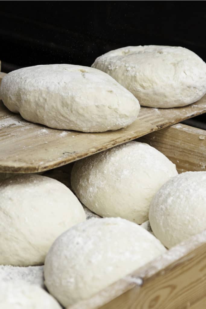 What is artisan pizza how to make an artisan pizza 