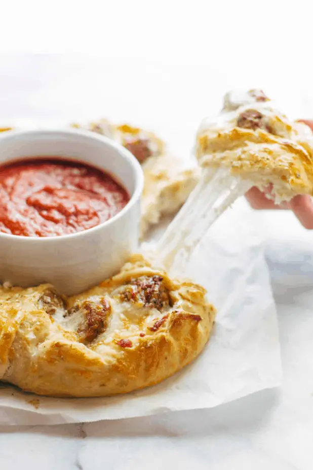 Meatball Pizza Ring