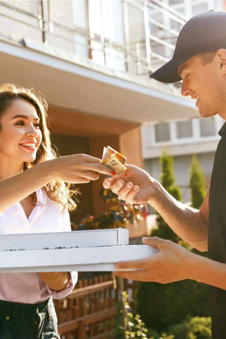 How much to tip for pizza delivery 