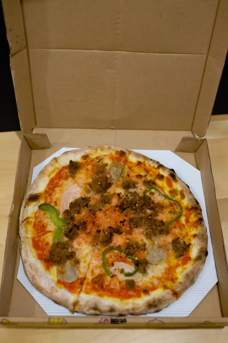 Can You Put A Pizza Box In The Oven No It s Not Safe 