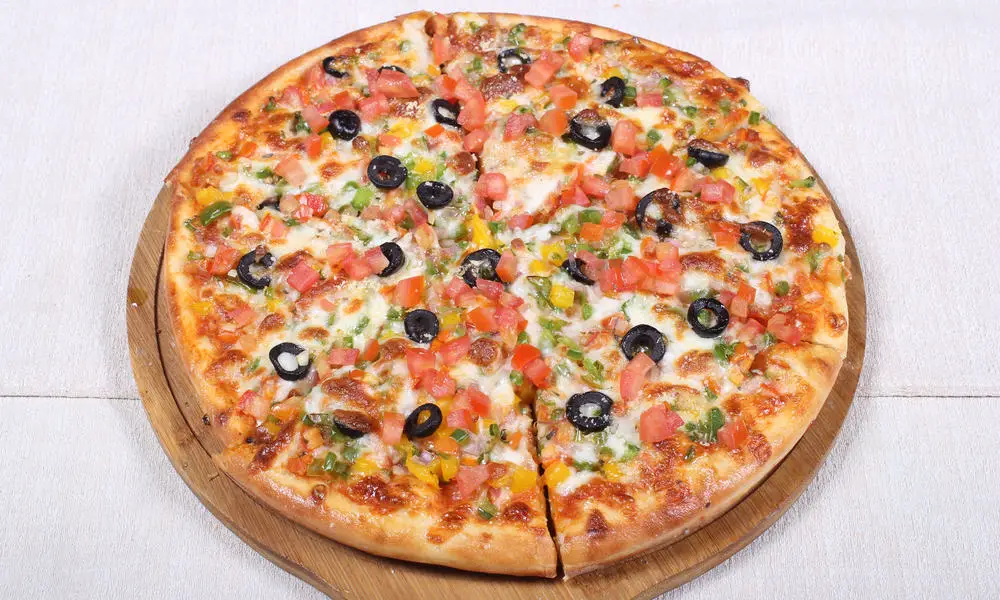 15 Most Popular Pizza Toppings In the USA