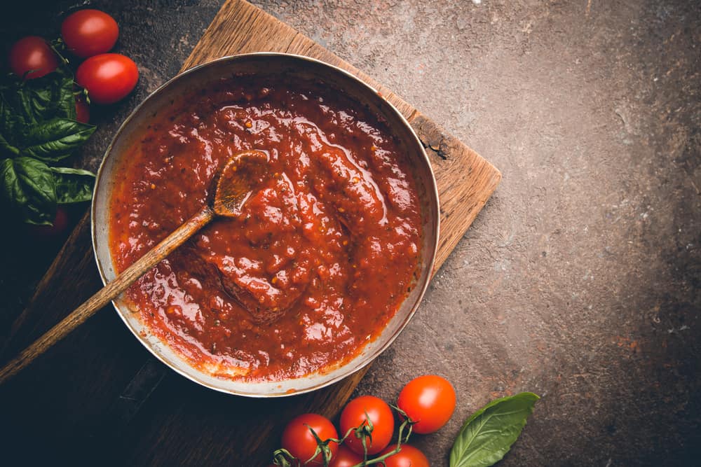 4 Ways to Thicken Tomato Pizza Sauce