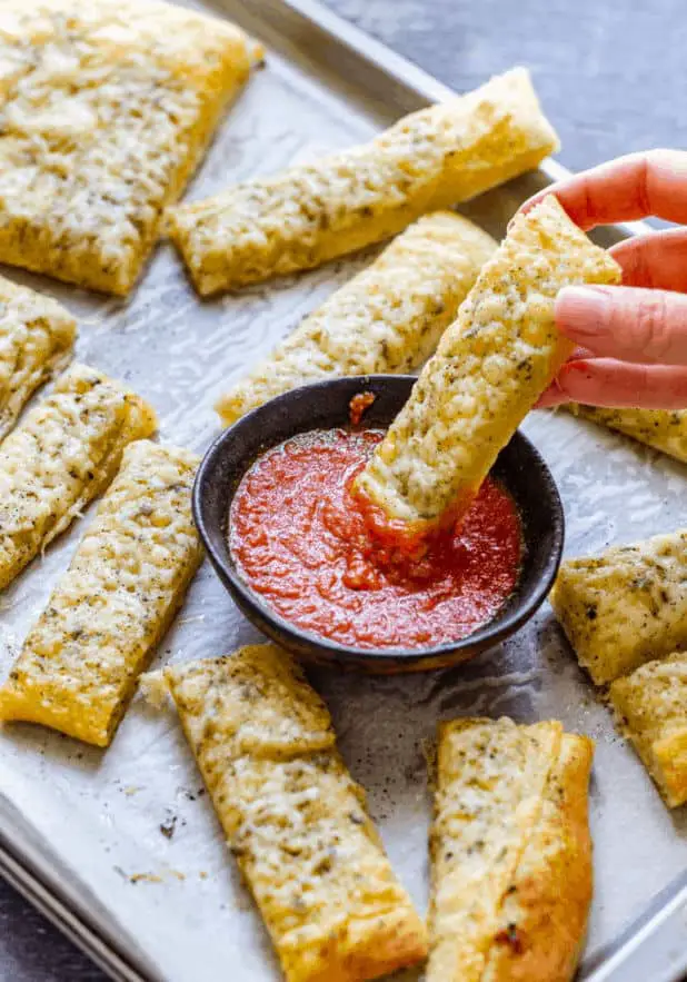 Appetizer-Addiction-Pizza-Dough-Breadsticks