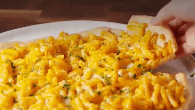 Best-Mac-Cheese-Pizza-Recipe