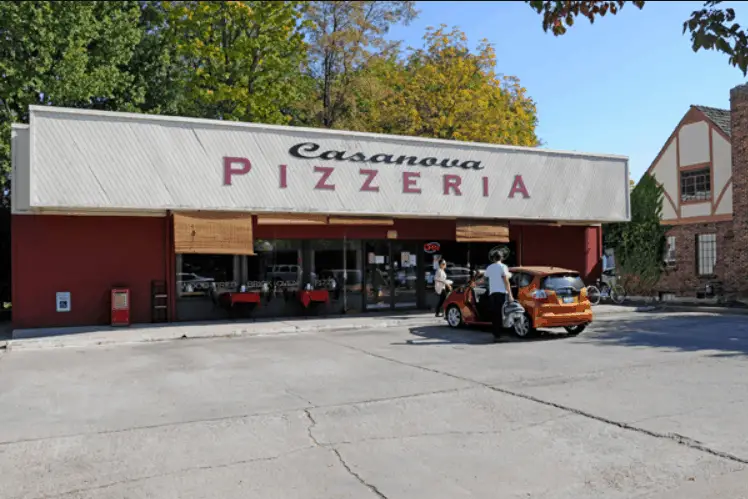 Casanova Pizzeria