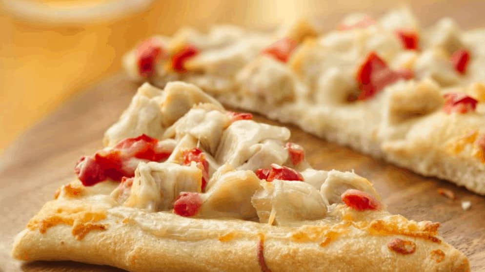 Chicken-Alfredo-Pizza-from-Pillsbury