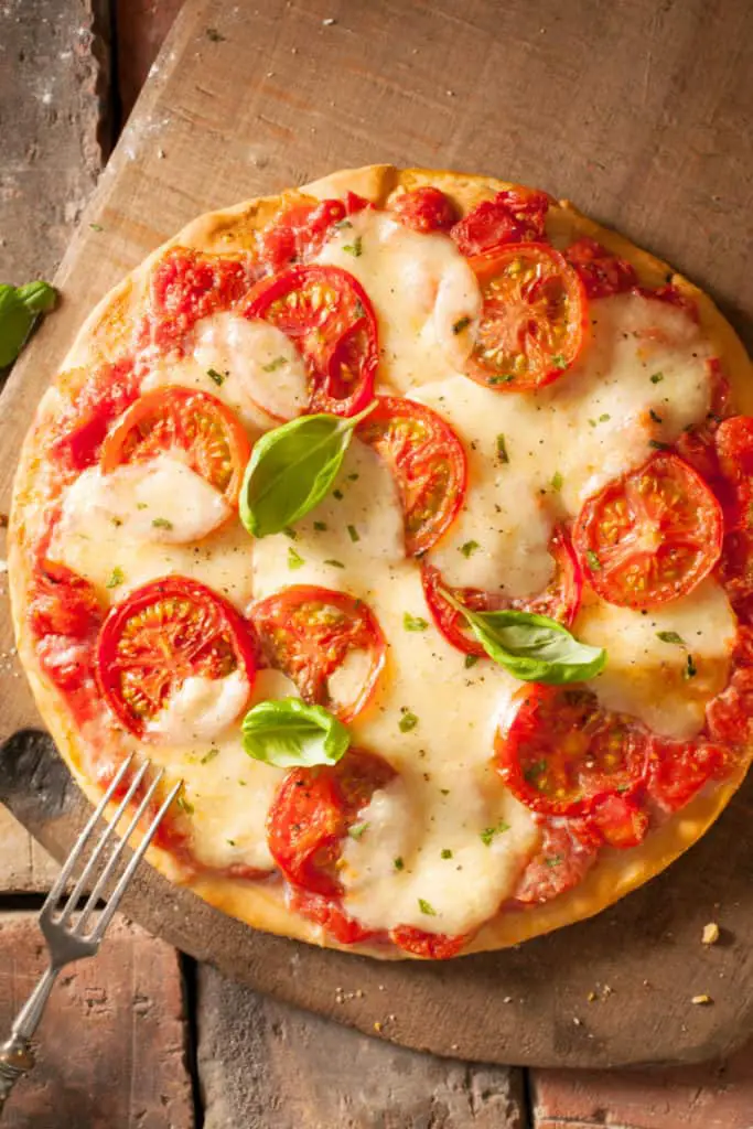 23 DIY Pizza Stone Ideas - How to Make a Pizza Stone Can You Cut Pizza On A Pizza Stone