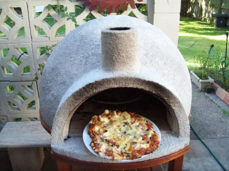 DIY Video How to Build a Backyard Wood Fire Pizza Oven Under $100