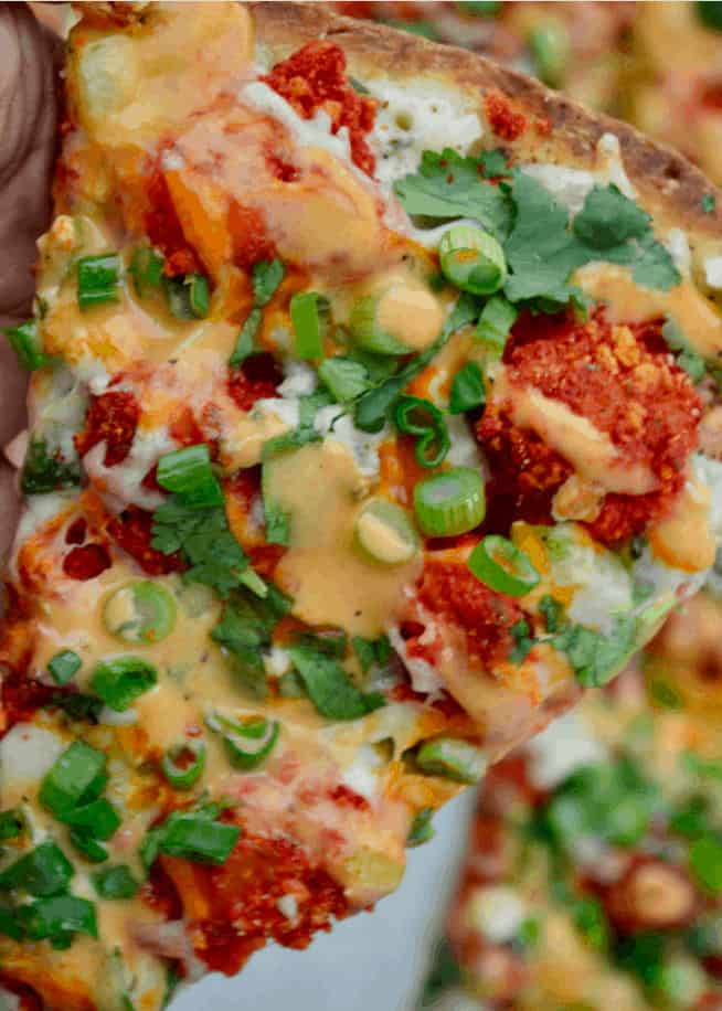 Flamin-Hot-Buffalo-Cauliflower-Pizza