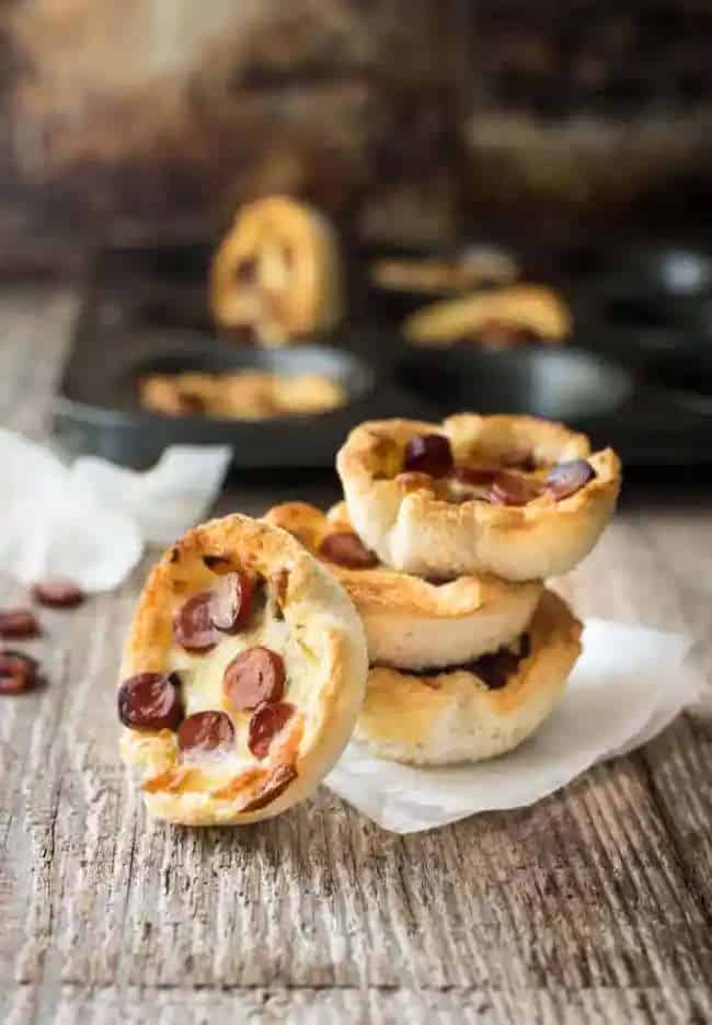 Garlic Bread Mini Pizzas (Muffin Tin)