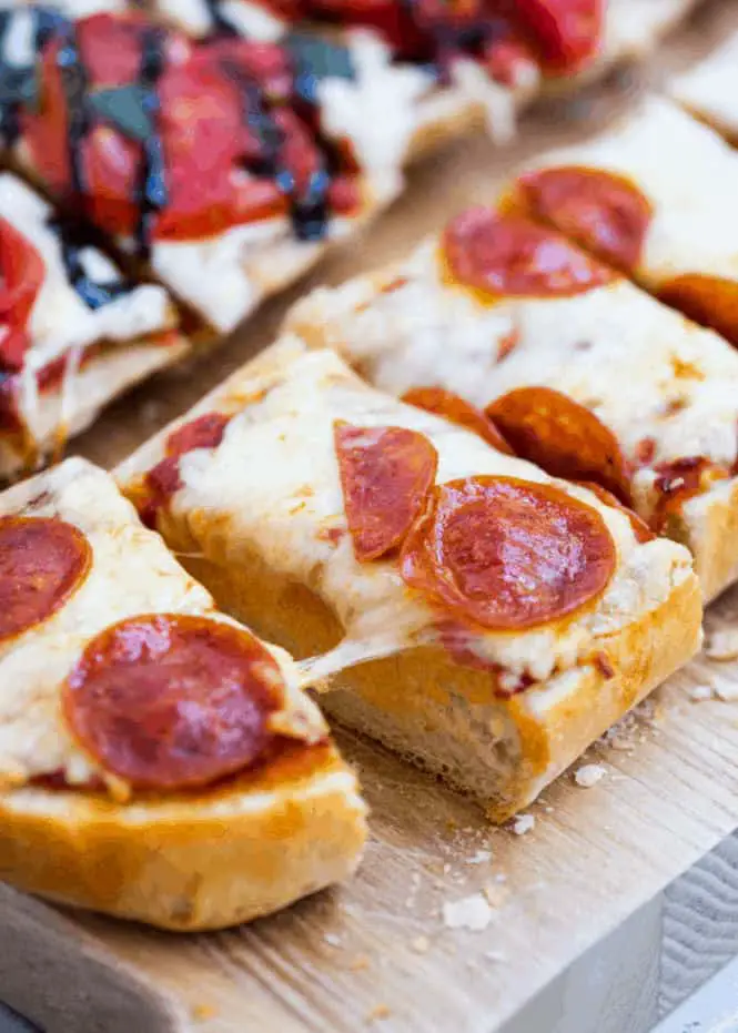 Homemade-Garlic-French-Bread-Pizza