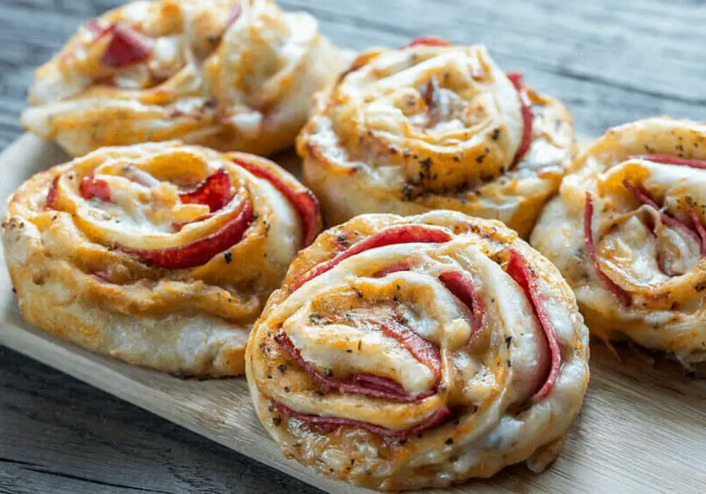 Homemade-Pizza-Rolls