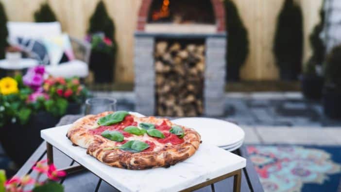 How to Build an Outdoor Pizza Oven