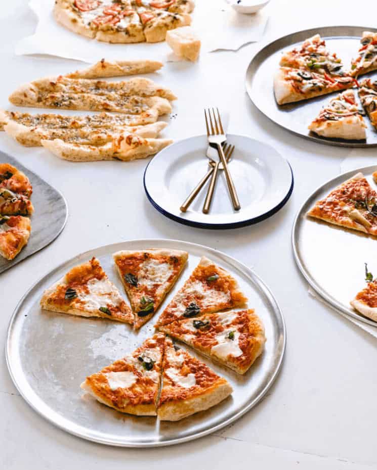 How-to-Throw-a-Pizza-Party