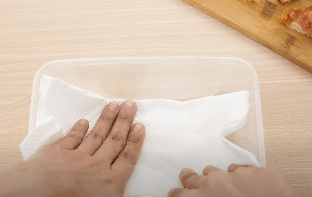 Line Paper Towels on Your Airtight Container