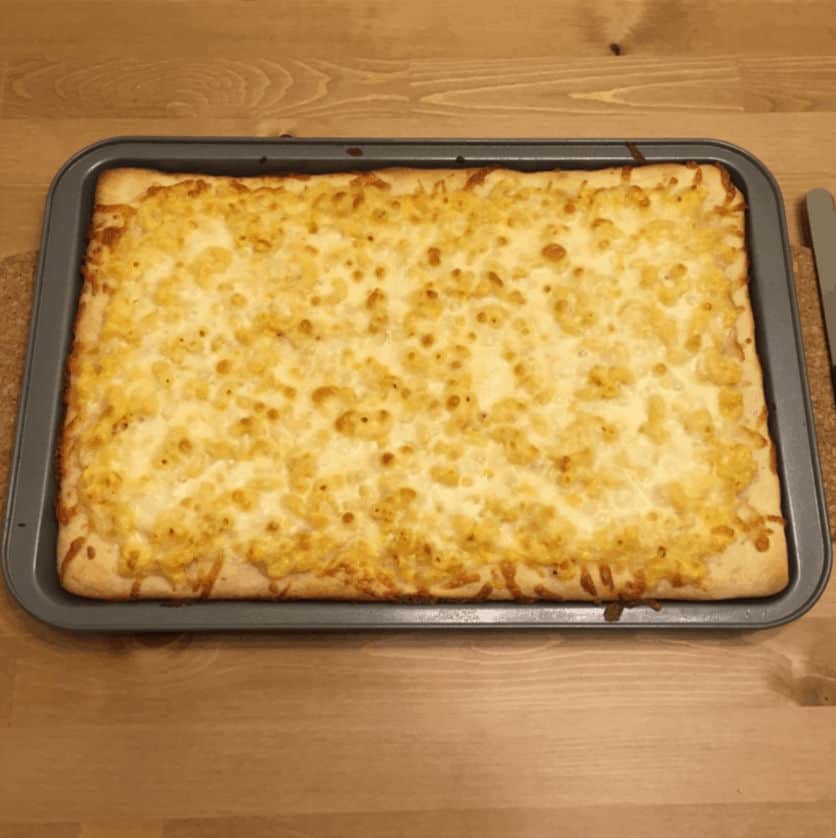 Mac-N-Cheese-Pizza-Recipe