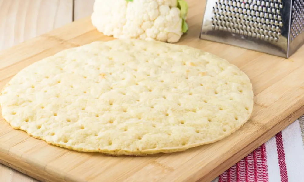 Making your own cauliflower pizza crust