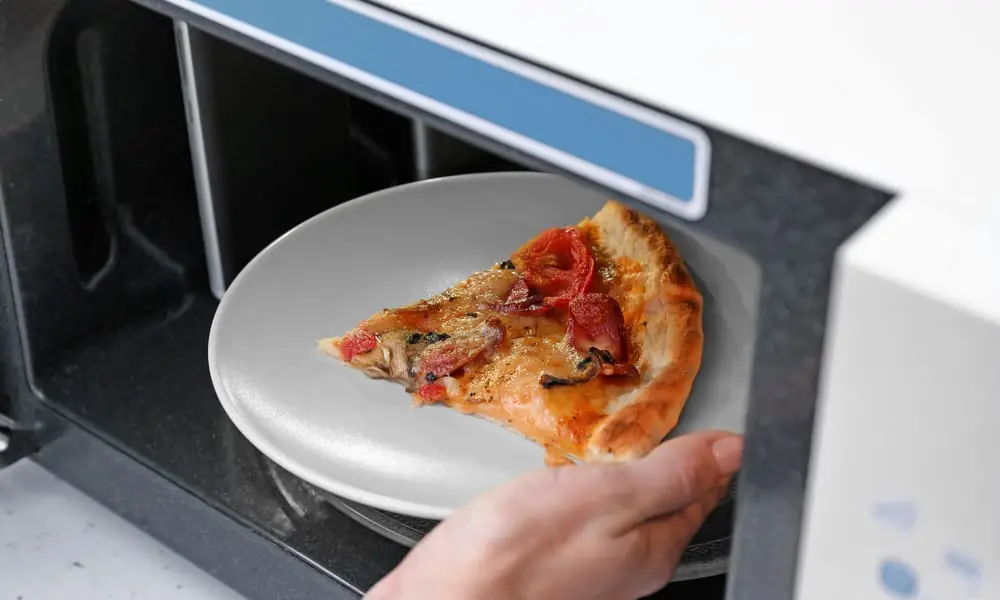 This Pizza Slice Storage Solution Will Save So Much Fridge Space – SheKnows