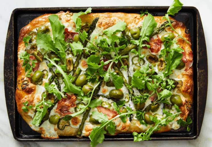 Sheet-Pan-Pizza-With-Asparagus-and-Arugula