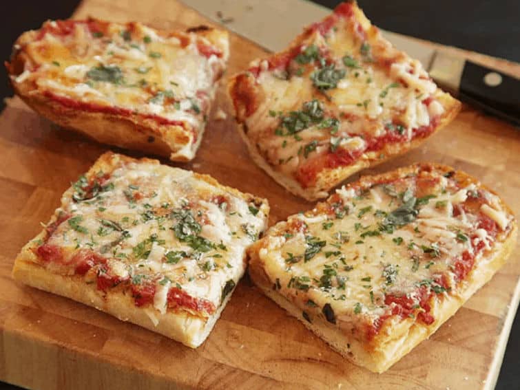 The-Best-French-Bread-Pizza-Recipe