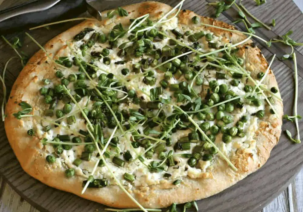 The-Spruce-eats-Goat-Cheese-Pizza