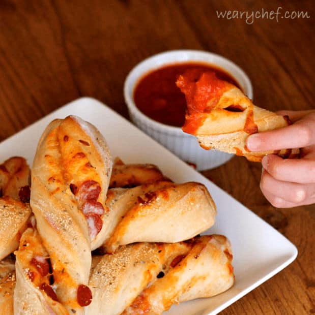 Twisted-Pizza-Breadsticks