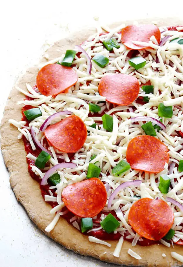 WHOLE-WHEAT-PIZZA-DOUGH_副本