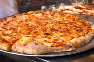 What is New York Style Pizza? (Why it’s So Different?)