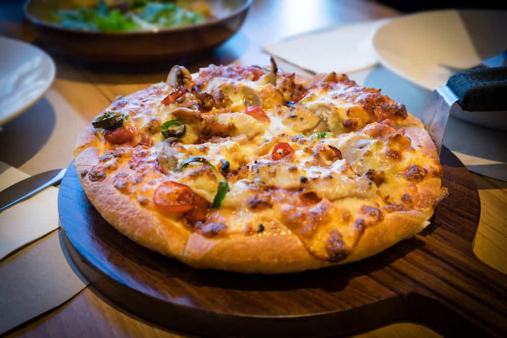 13 Best Pizza Places in Des Moines, IA