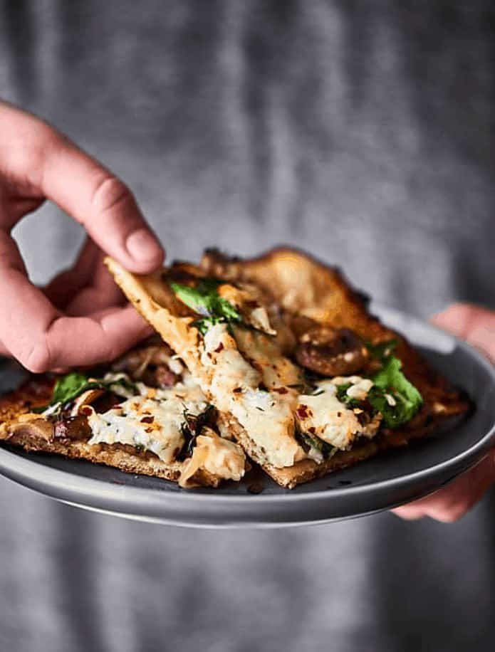 Caramelized-Onion-Mushroom-Pizza