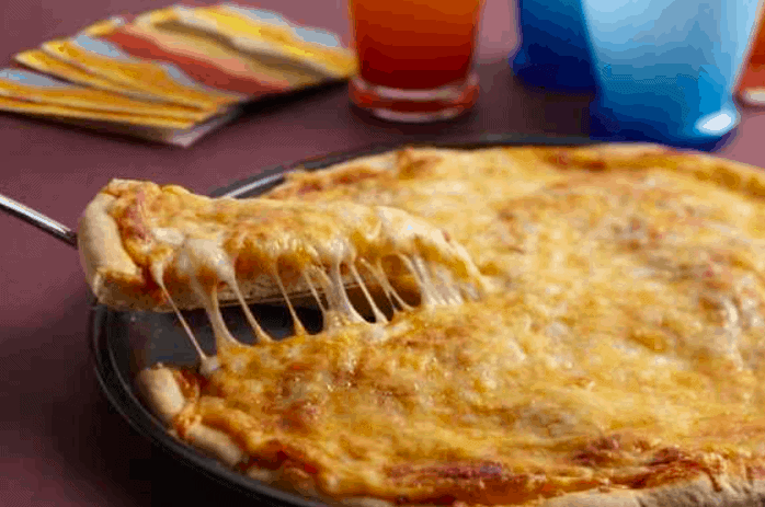 Cheesy-Cheese-Pizza