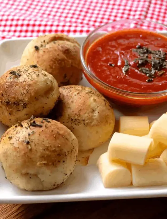 Cheesy-Surprise-Me-Pizza-Bites