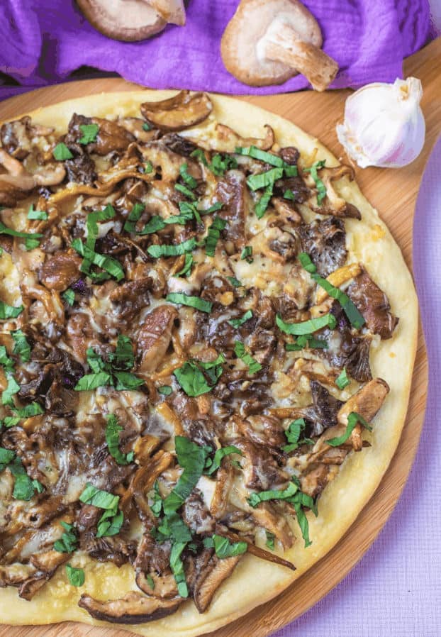 Garlic-Mushroom-Pizza