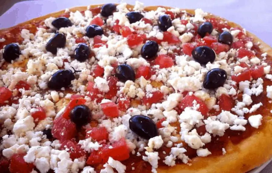 HOMEMADE-FETA-CHEESE-PIZZA-RECIPE