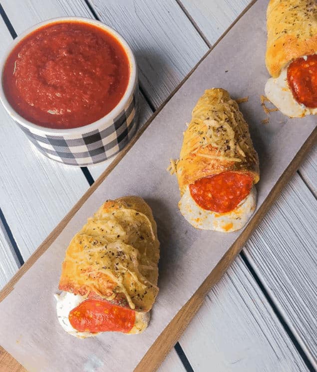How-To-Make-Pizza-Cones-with-Pepperoni-and-Ricotta-–-Alekas-Get-Together