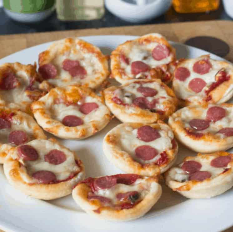 Mini-Pizza-Bites-–-cooking-with-kids