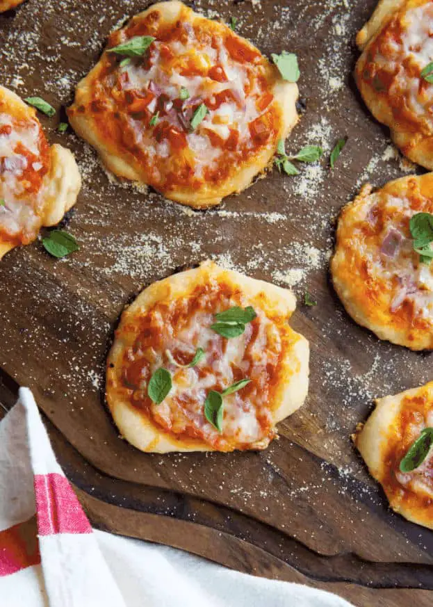 Mom-100-Mini-Pizza-Recipe