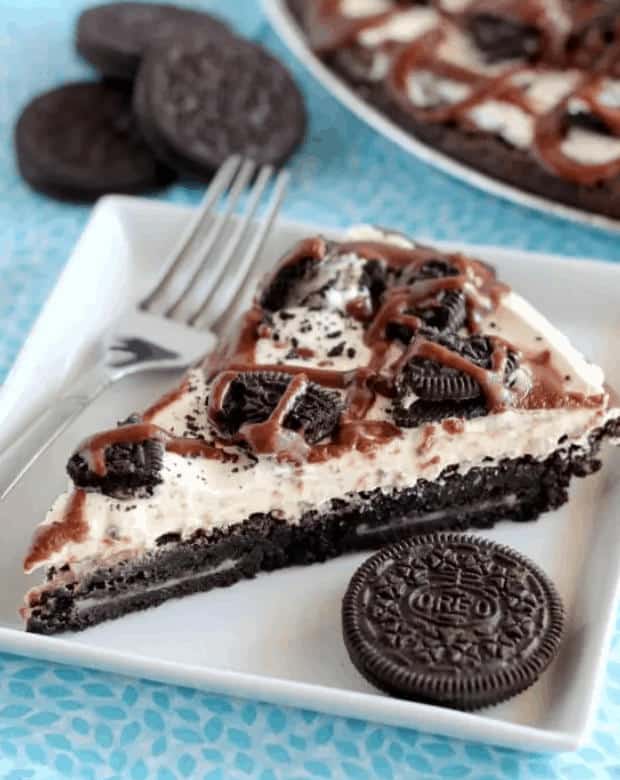 Oreo-Fudge-Brownie-Pizza