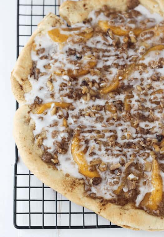 Peach-Dessert-Pizza-Recipe