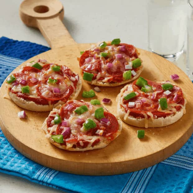 Pepperoni-Veggie-English-Muffin-Pizzas