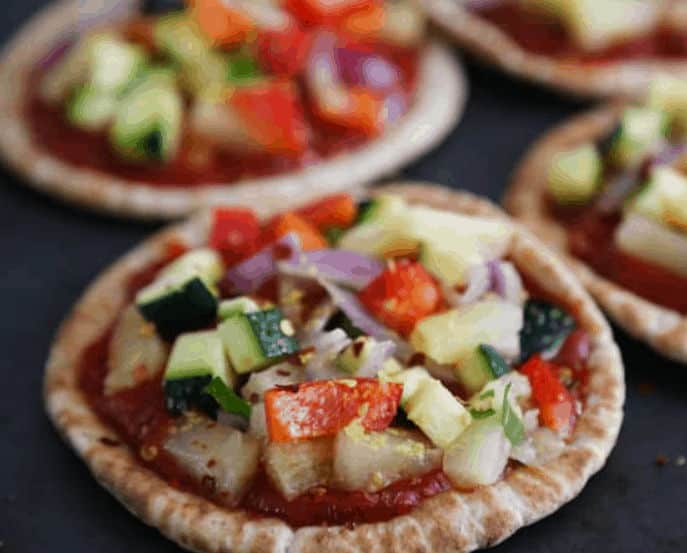 Pineapple-Veggie-Pita-Pizza