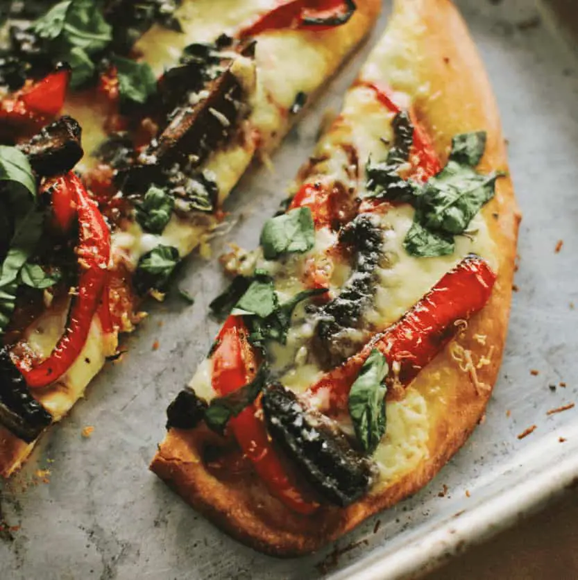 Portobello-Red-Pepper-Pizza