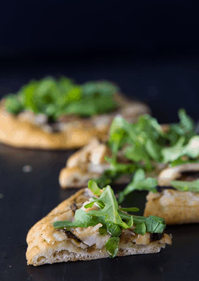 Single-Serve-Cheesy-Chicken-Pesto-Pizza