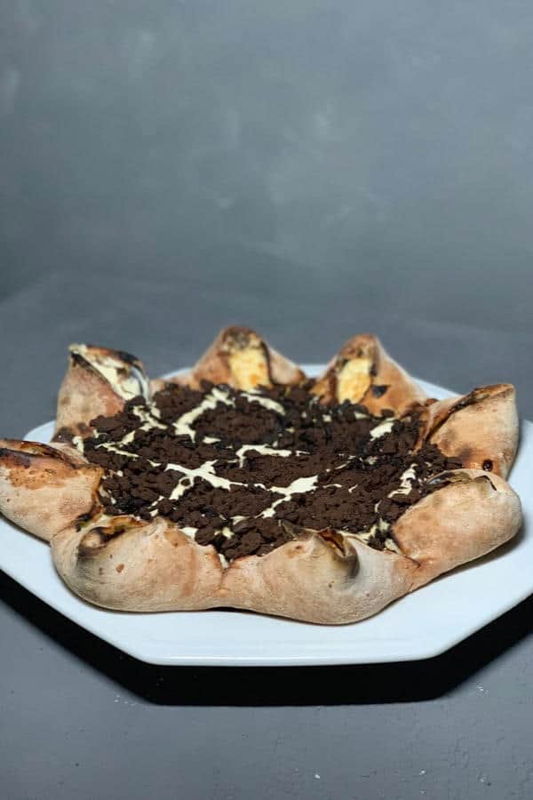 Skor-Chocolate-Bar-Dessert-Pizza