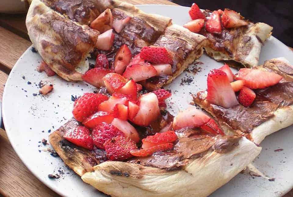 Strawberry-Banana-Dessert-Pizza-Recipe-–-Thespruceeats.com_