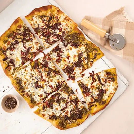 Sun-Dried-Tomato-and-Pesto-Pizza