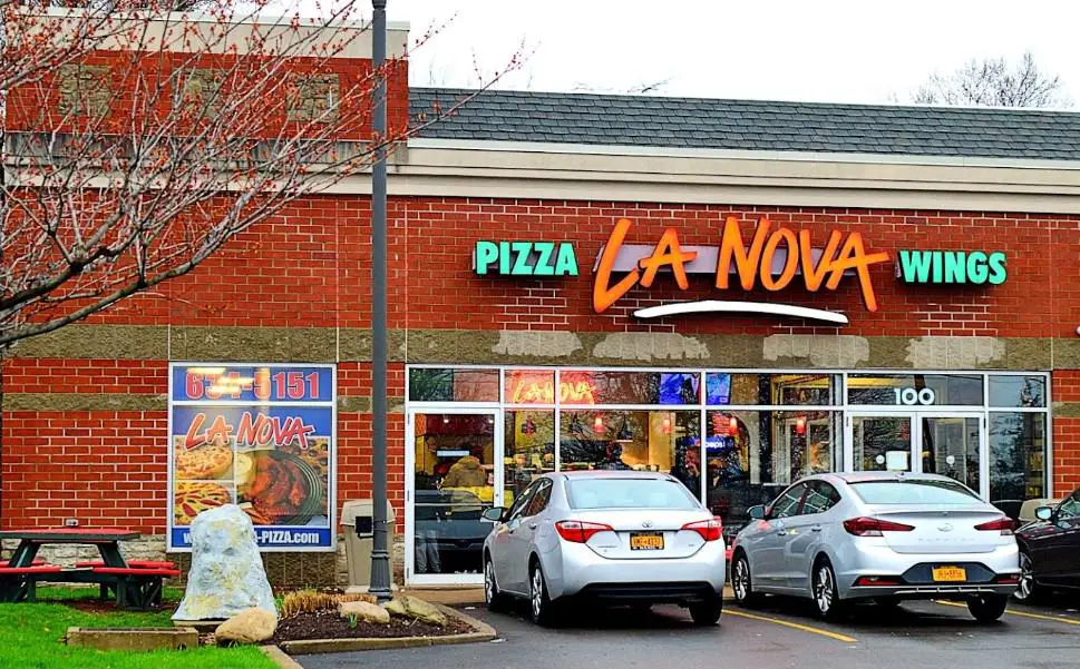 La Nova Pizzeria