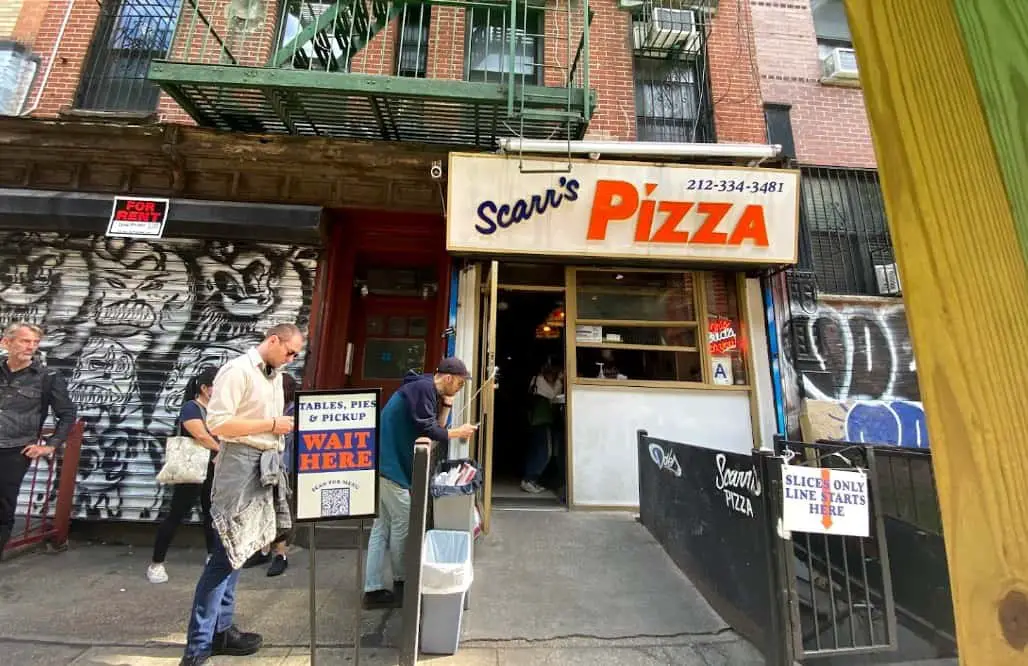 Scarr's Pizza