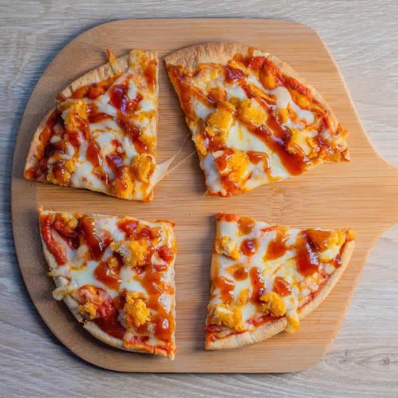 How To Cut 4 Equal Pizza Slices