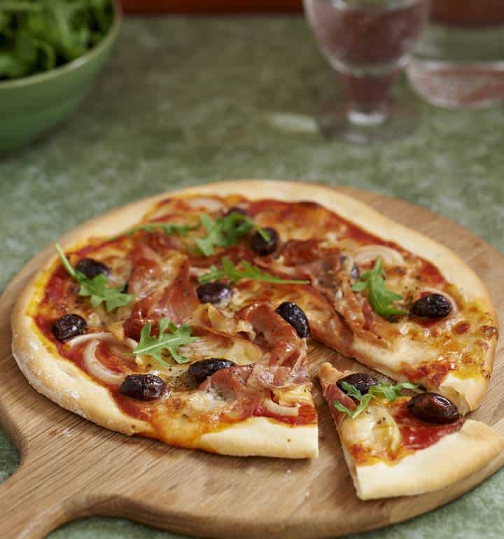 Prosciutto, Olive Oil, and Onion Pizza